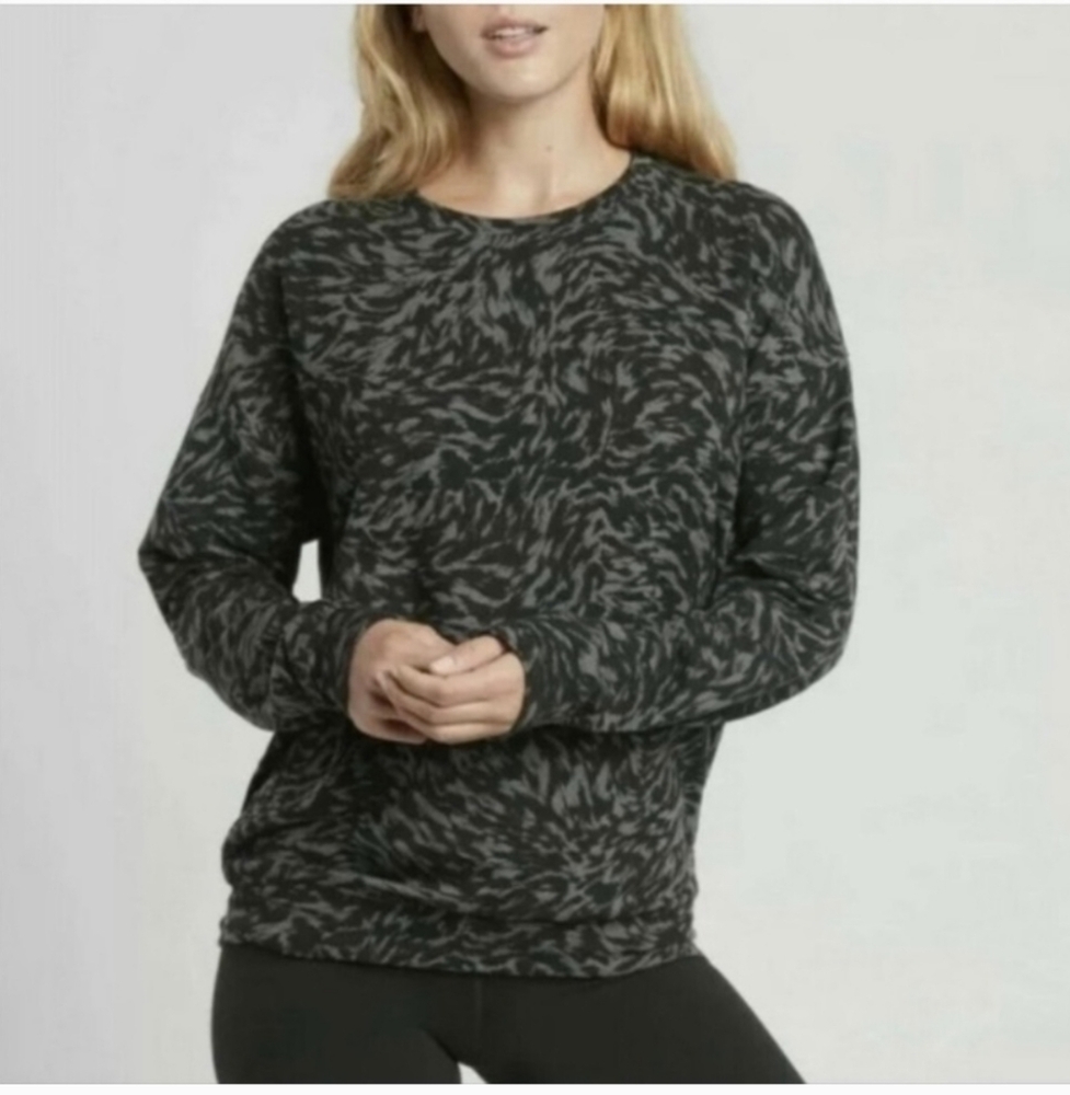 ATHLETA Studio to Street Printed Sweatshirt XL Lounge Active Cozy